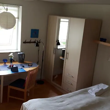 Familieovernatning I * Rodby